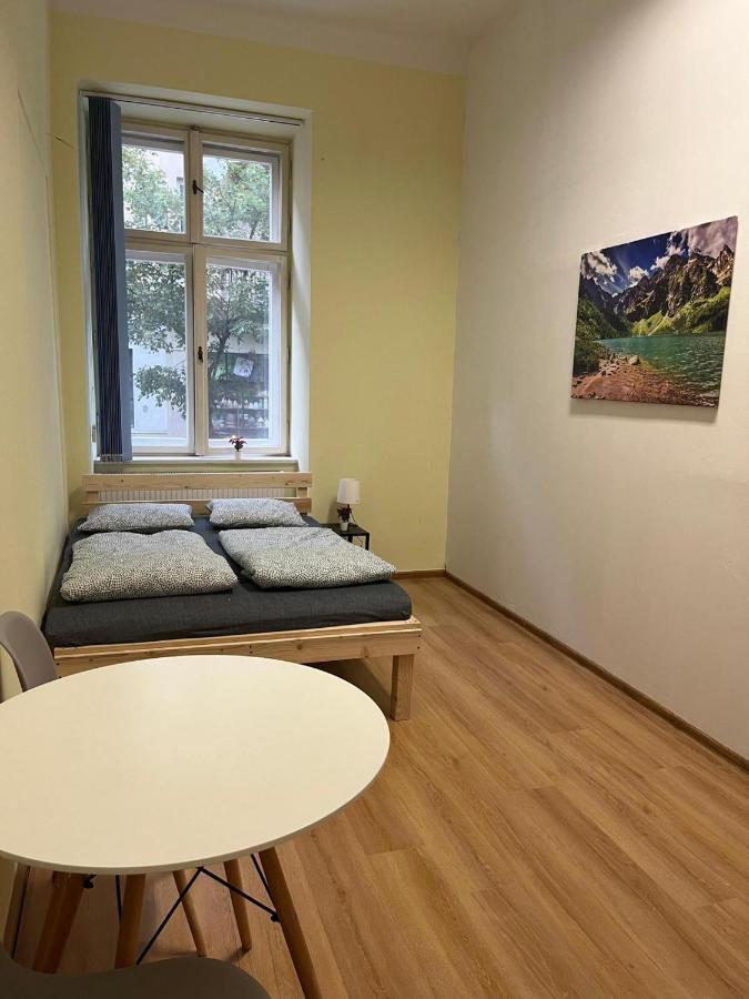 Batorego Lovely Rooms Krakow Ngoại thất bức ảnh